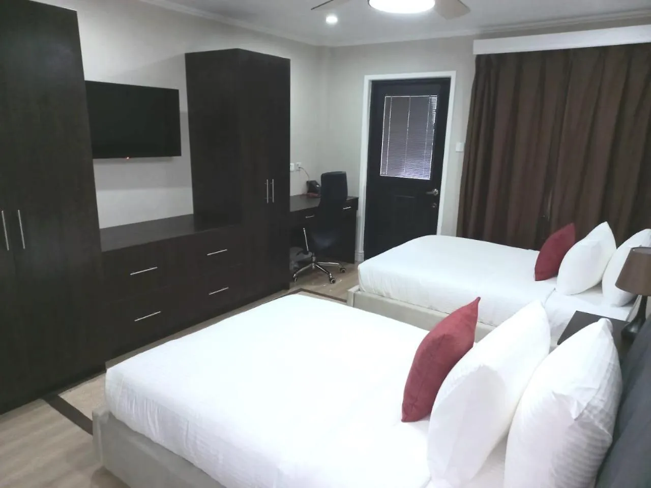 ****  Brighton Village Myah'S Hotel סנט וינסנט והגרנדינים