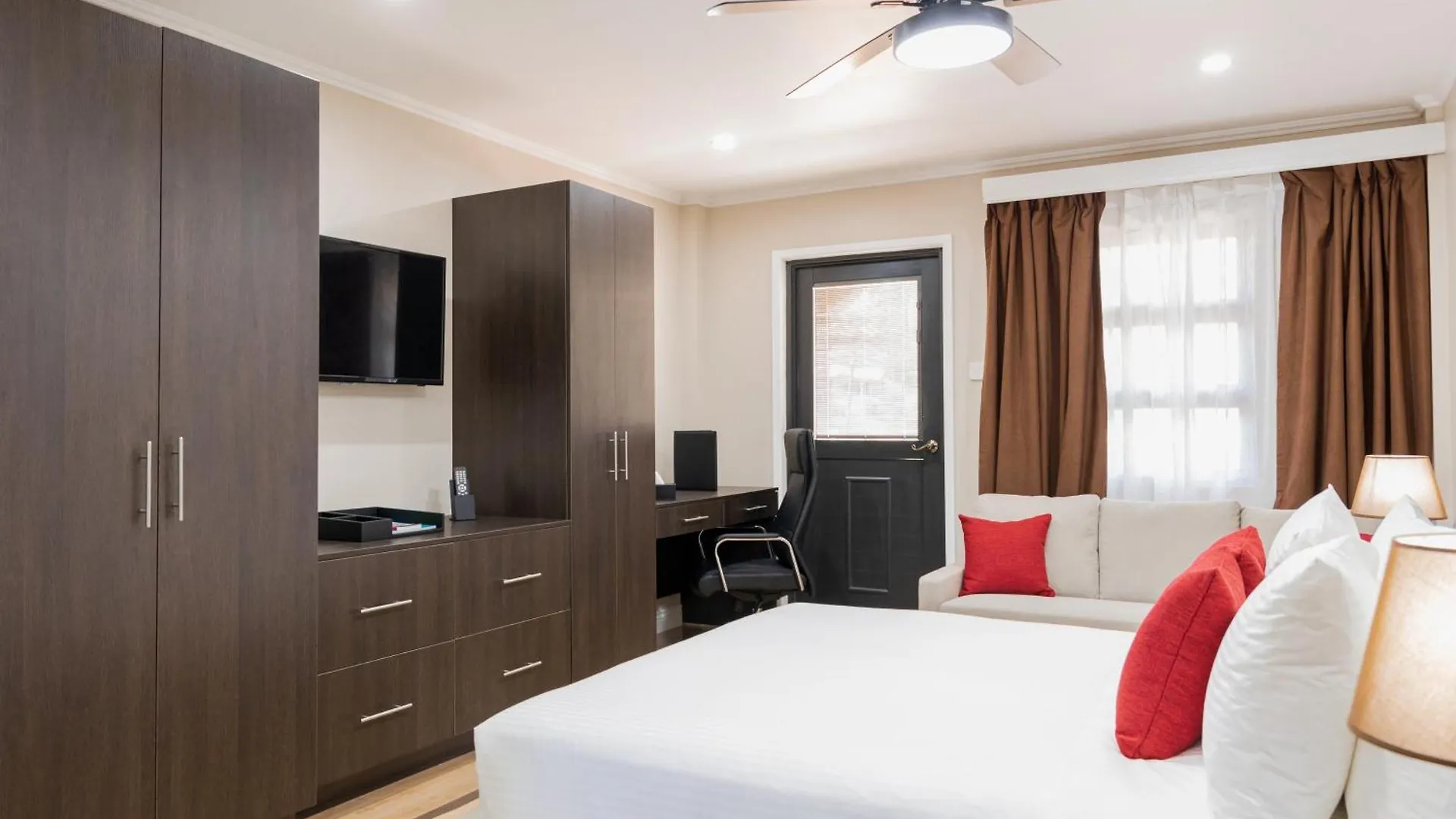 ****  Brighton Village Myah'S Hotel סנט וינסנט והגרנדינים